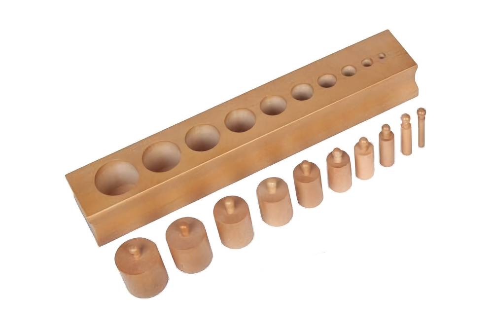 Second block of the knobbed cylinder blocks. Diameter increases while height stays the same.