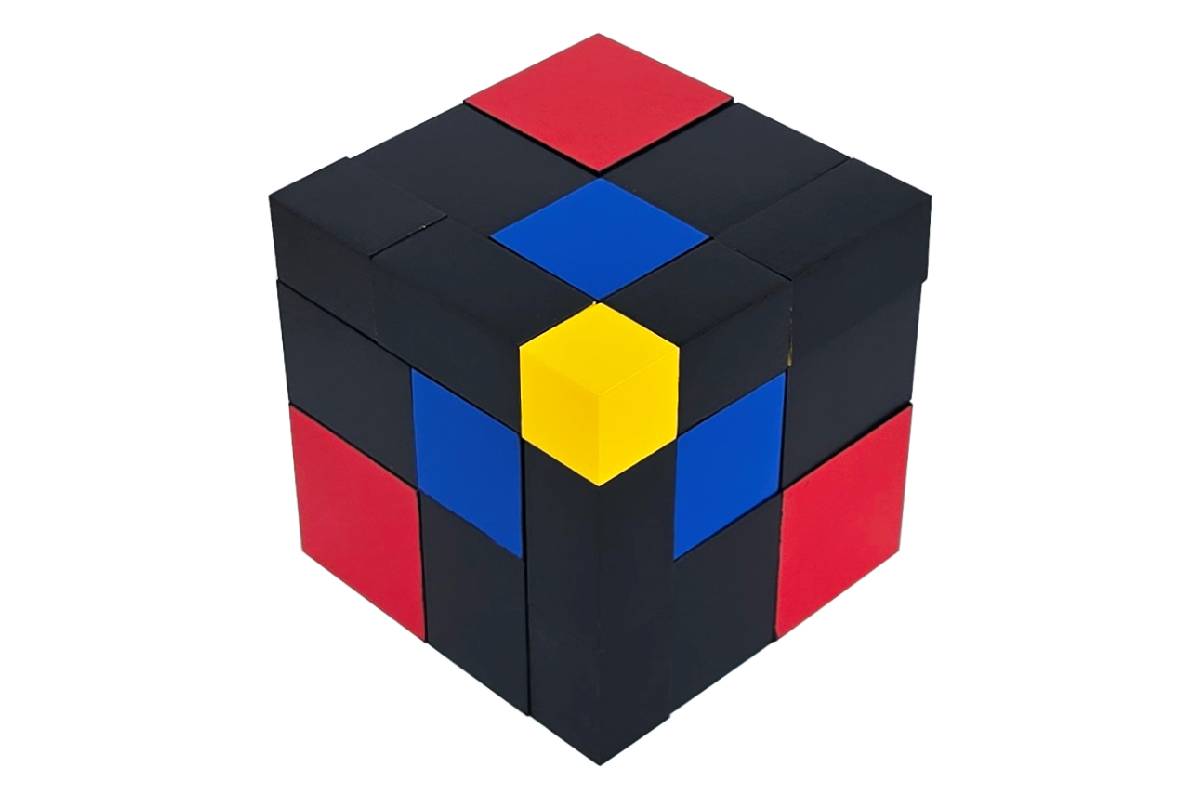 Trinomial Cube