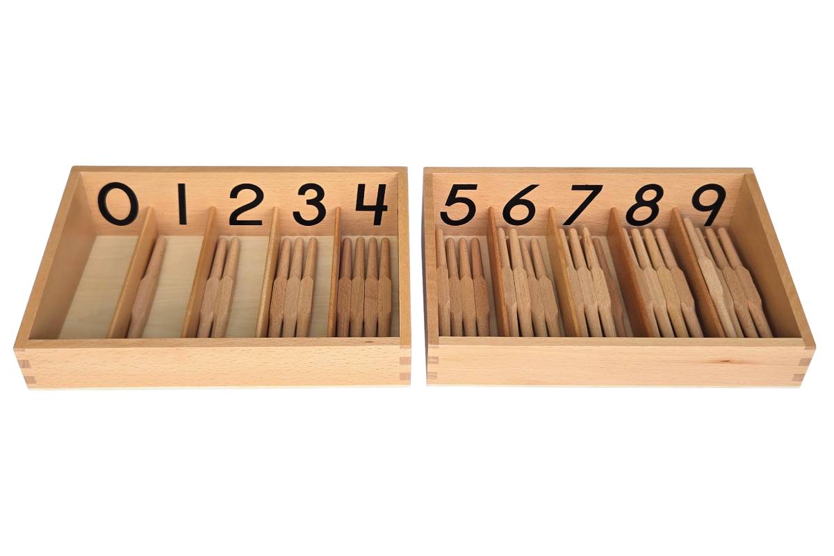 Numbered Spindle Boxes with 45 Spindles