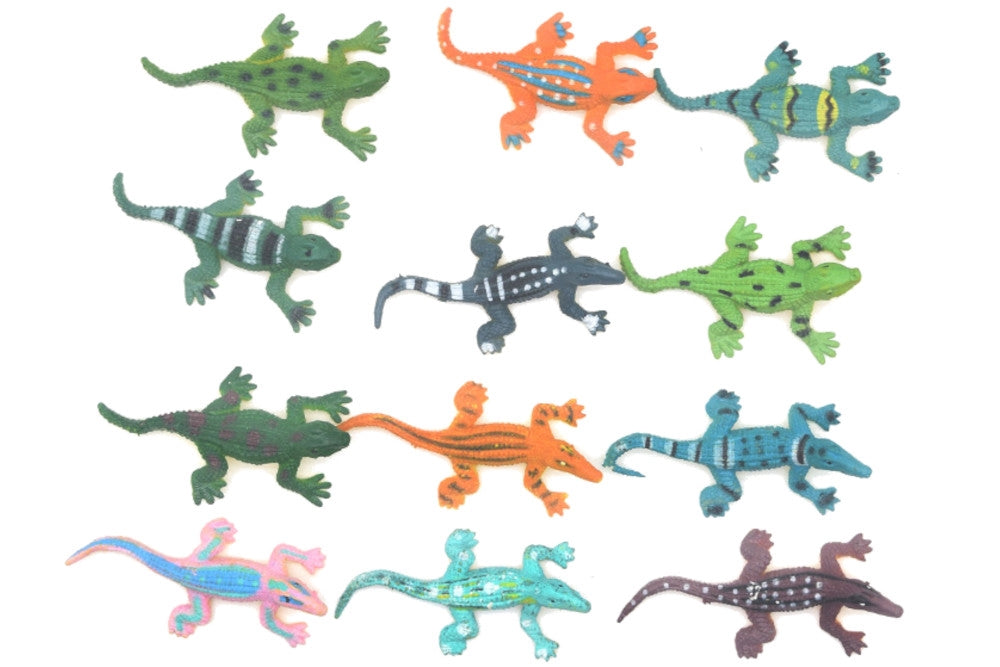 12 Crocodile Miniatures Set